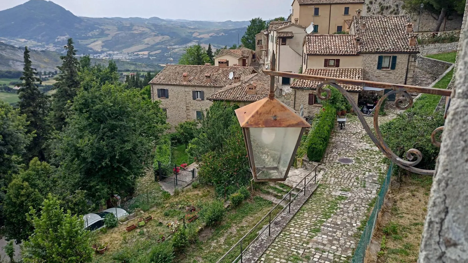 Apartamento Giardino In Piazza, Casa In Pietra A San Leo